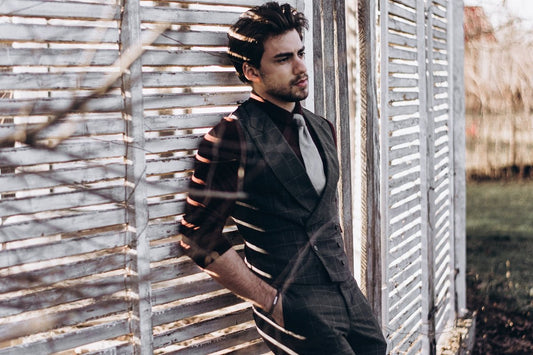 Exemple concrete de look-uri masculine performante la întâlniri importante - Gentleman Style