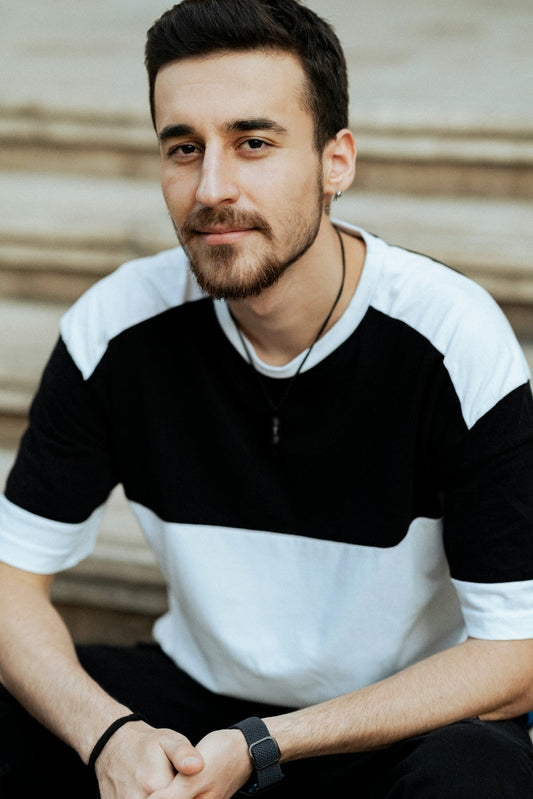 'Importanța materialelor în construirea unui look elegant și confortabil' - Gentleman Style