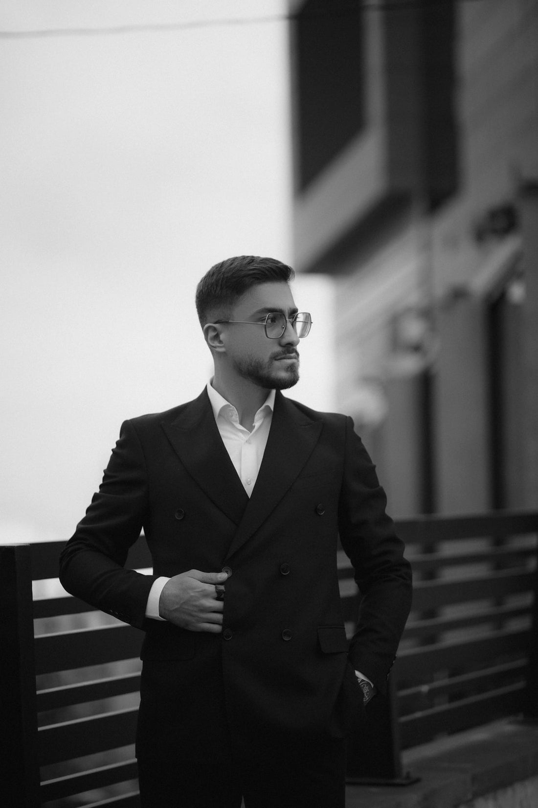 'Înțelegerea codurilor vestimentare: ce este potrivit pentru fiecare ocazie' - Gentleman Style
