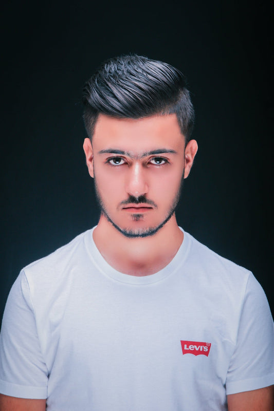 Top 10 accesorii care definesc eleganța masculină - Gentleman Style