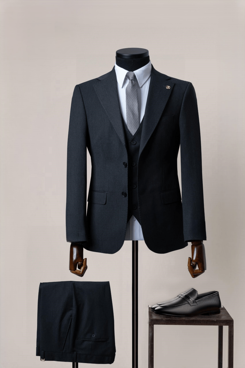 Costum Charcoal in 3 Piese - Gentleman Style